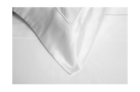 Finibus White Double           Embroidery Duvet Set 