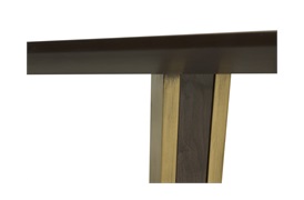 Elizabeth Table