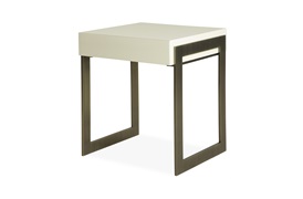 Nino Bedside