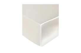 Ivory Silk Bed linen       by Gingerlily