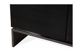 Black & More                Collection