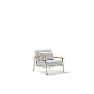 City Armchair    by Point