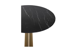Illud Collection