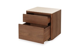 Lear Bedside