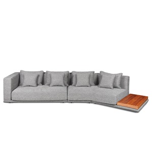 Massimo Corner Composition