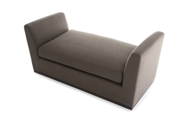 Winged bench seat