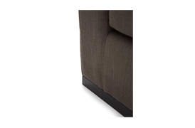 Winged bench seat