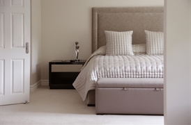 Yale Blanket Box