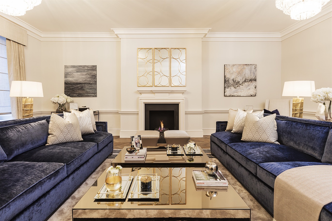 Hogarth House - Living Room