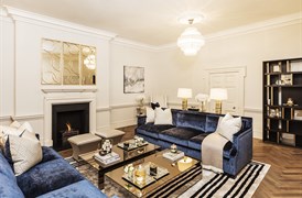 Hogarth House - Living Room