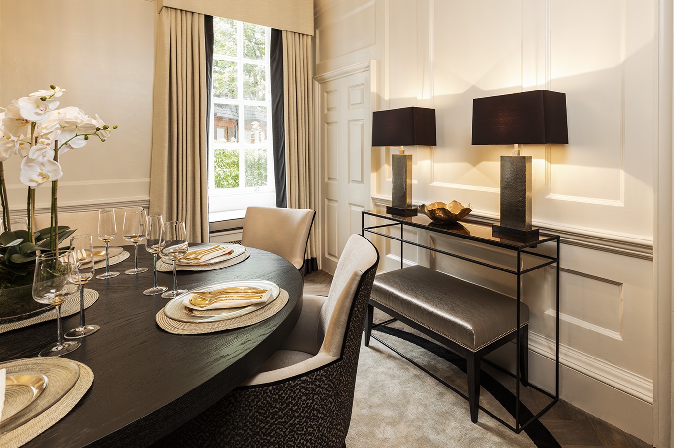 Hogarth House - Dining Room