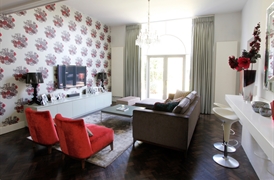 Living Room - 016