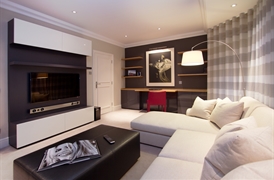 Living Room - 011