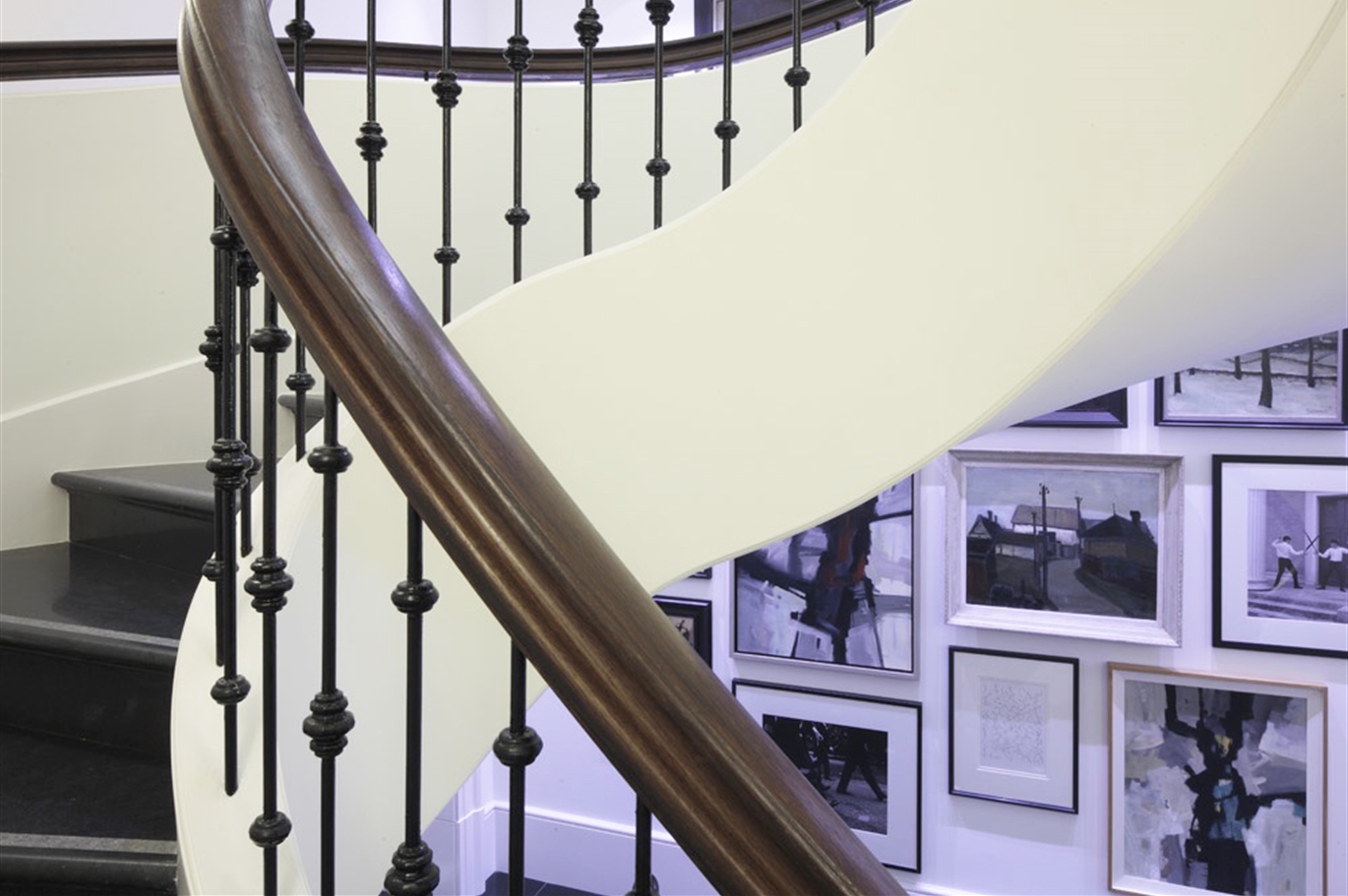 Retail Showroom - 01