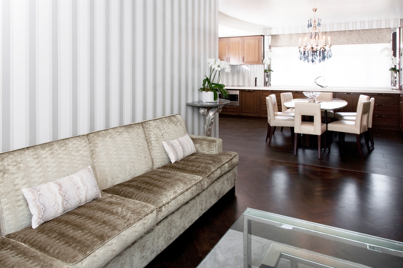 Dining Room - 06