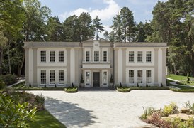 Fairmile Residence