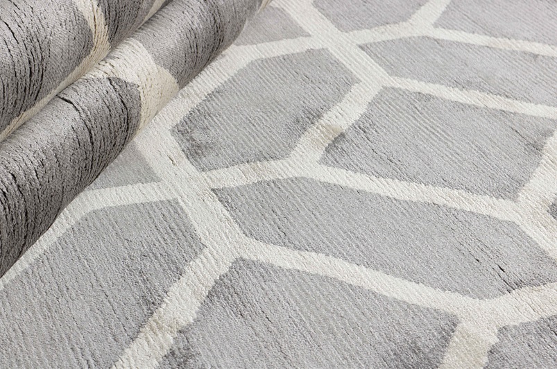 Grey/White