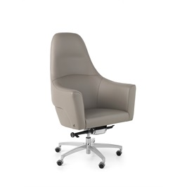 Magnum Swivel Chair