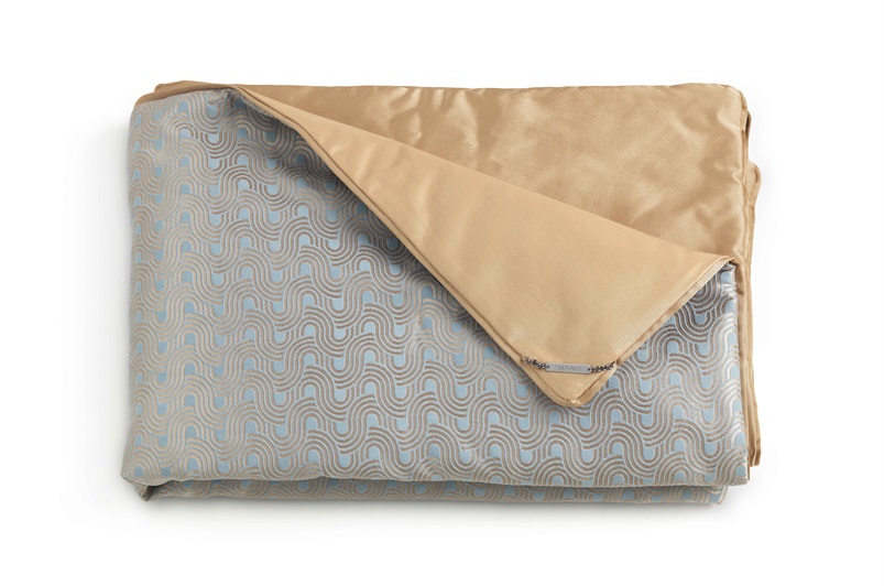 Smania Warmer Blanket