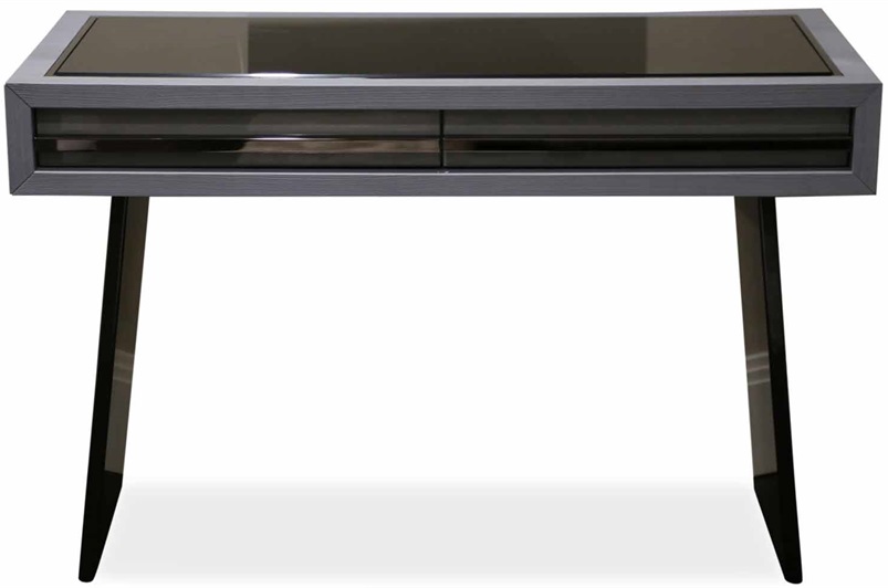 New In Town Desk