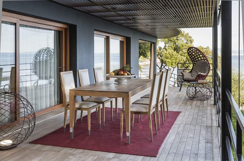 Dining Table - Teak wood / Polished Steel 