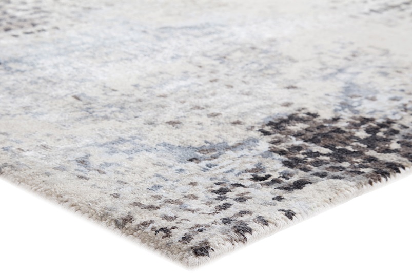 Antique White/Blue Blush